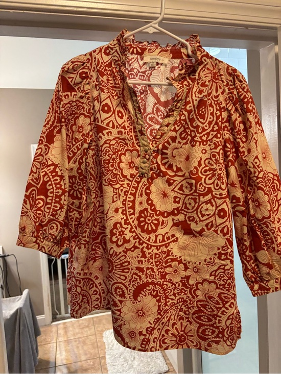 Umgee Tops - Umgee Red and Cream Floral V-Neck Blouse